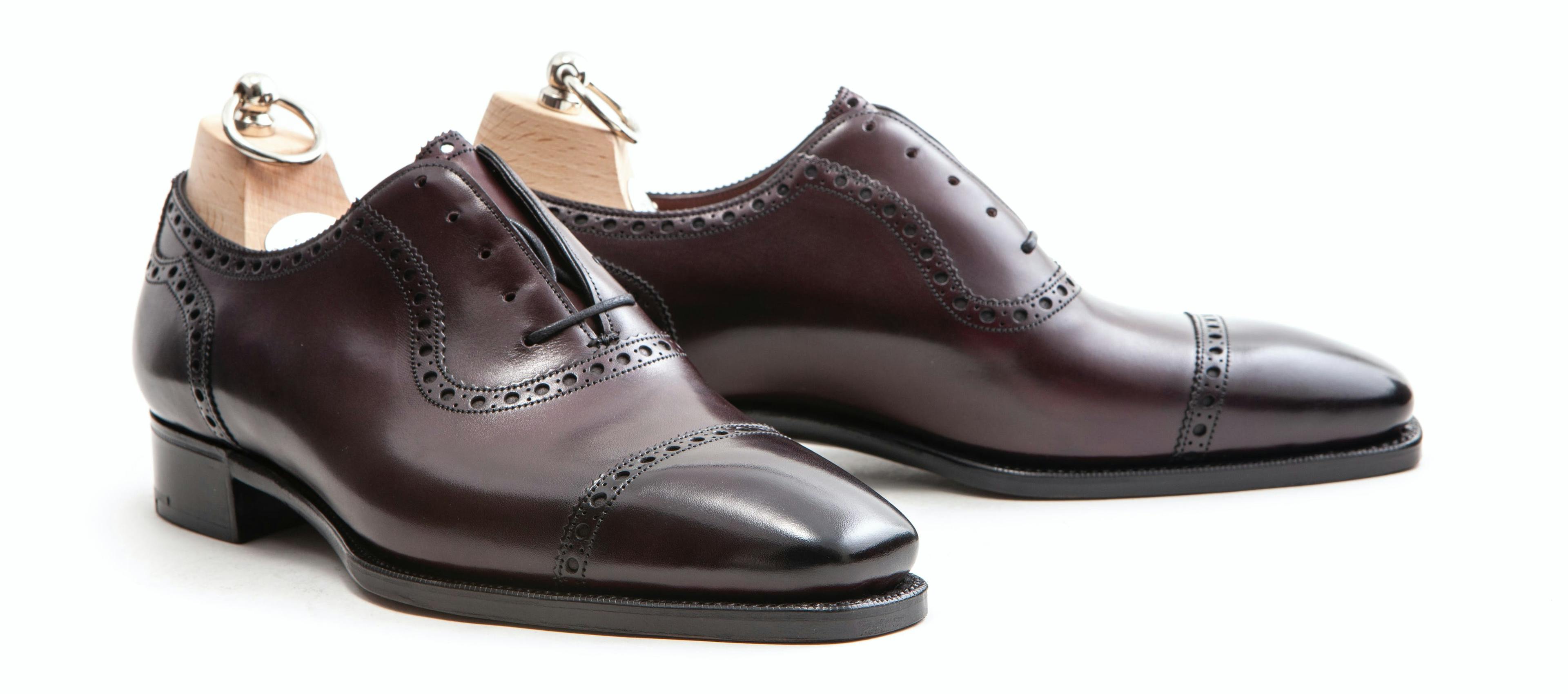 Front view of a Gaziano & Girling St. James in vintage rioja calfskin.